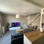 Magnifique Duplex Avec 2 Et Parking Gratuit Apartamento