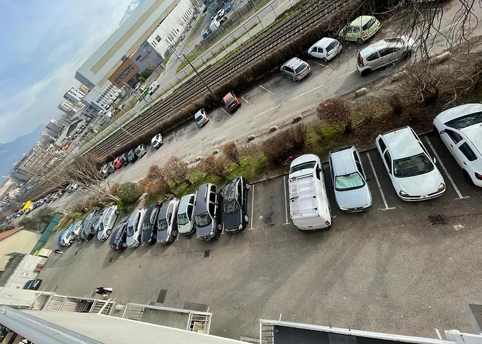 Magnifique Duplex Avec 2 Et Parking Gratuit * غرونوبل